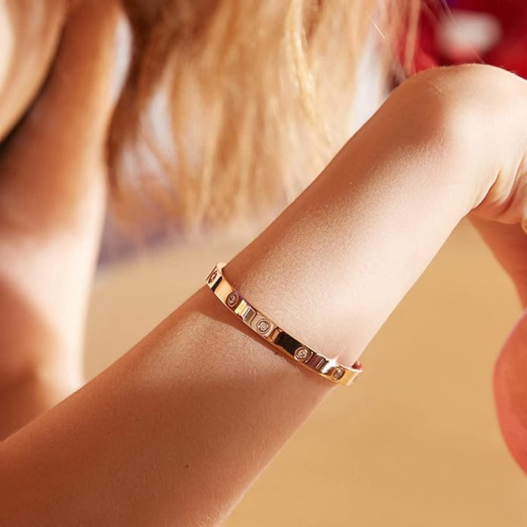 EINDLOOP ARMBAND MED ZIRKONIA