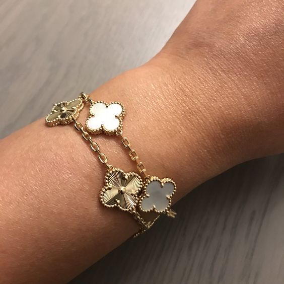 ARMBÅND FIRKLØVER GLÜCK HVID